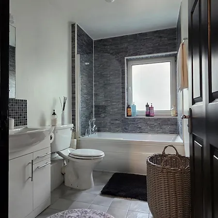 Center Private King & Bath - Lounge Alloggio in famiglia *